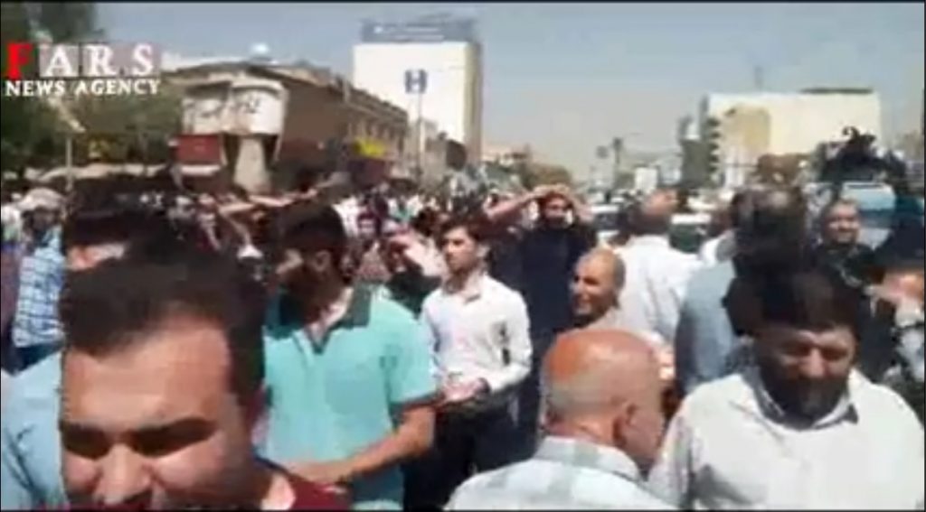 تجمع اعتراضی مردم شیراز 4