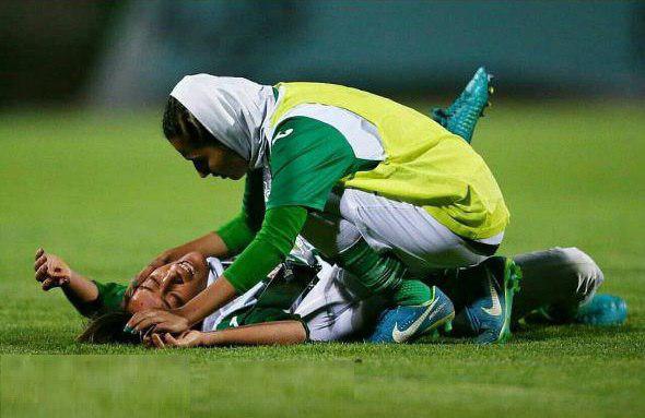 زد و خورد شدید در فوتبال زنان ایران 7