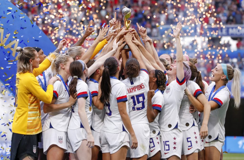 جشن قهرمانی بانوان فوتبالیست آمریکایی در جام جهانی 2019