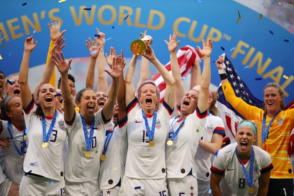 جشن قهرمانی تیم ملی فوتبال زنان آمریکا در جام جهانی 2019