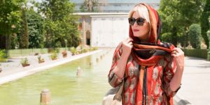 سفر جوانا لاملی به ایران جوانا لاملی بازیگر انگلیسی در ایران