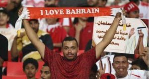 ایران بحرین حرکت ناجوانمردانه هواداران بحرین هنگام پخش سرود تیم ملی ایران حرکت زشت بحرینی ها