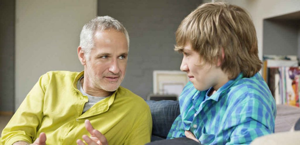 رفتار والدین با نوجوانان رفتار پدر با پسرش رفتار پدر با نوجوان