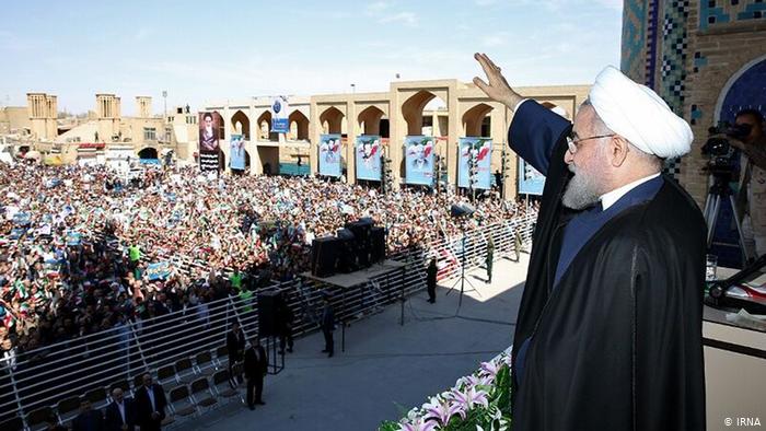 رئیس جمهور در یزد دکتر حسن روحانی در میدان امیرچخماق یزد