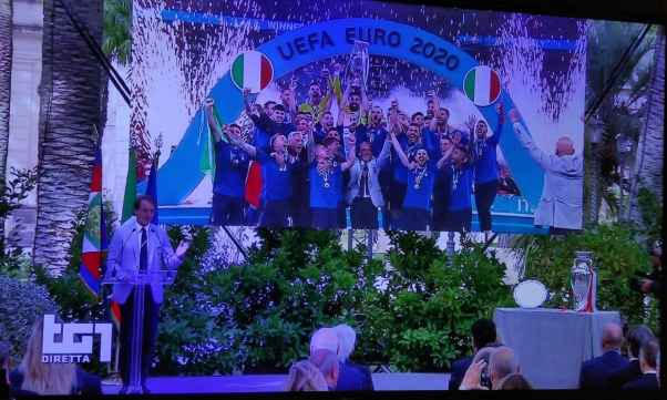 شادی تیم ملی ایتالیا قهرمان یورو 2020